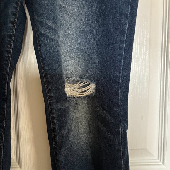 Old Navy Rockstar Jeans Sz 12 Regular Mid Rise Distressed Dark Wash Denim - Picture 2 of 8